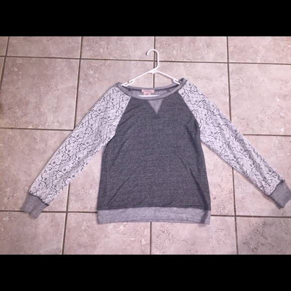 Philosophy Tops - Brand New Philosophy Lacey Top